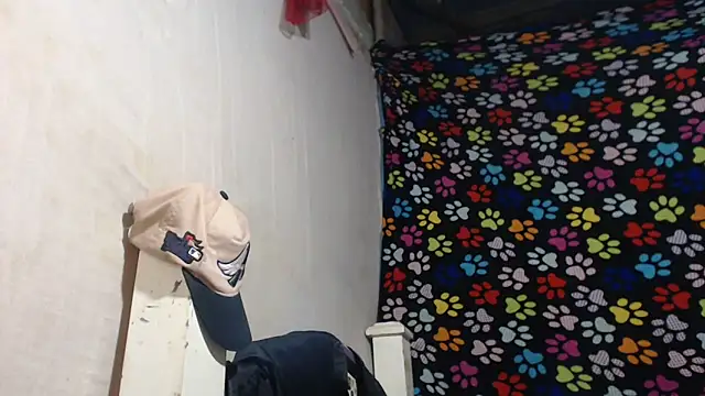 Snapshot of ELIZABET2- chatting on February 2026 10:47:02 AM ELIZABET2- online show from February 2026 10:47:02 AM