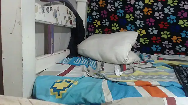 Snapshot of ELIZABET2- chatting on February 2026 06:22:01 AM ELIZABET2- online show from February 2026 06:22:01 AM