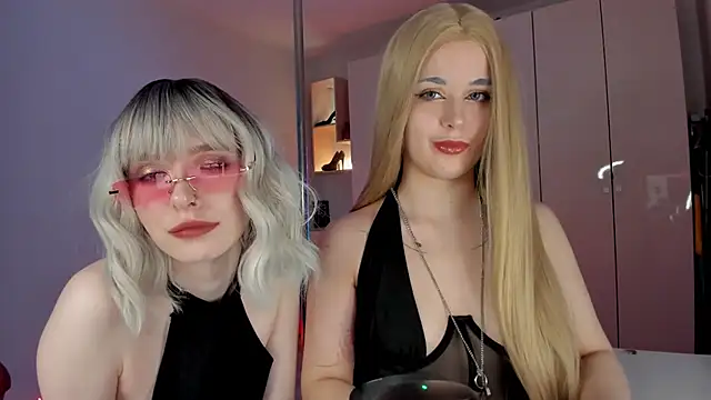 Mistress Iris online show from June 2026 04:42:01 PM