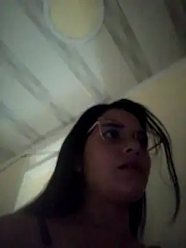 Snapshot of sofi11ruiz chatting on December 2025 04:29:01 AM sofi11ruiz online show from December 2025 04:29:01 AM