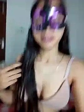 Snapshot of Cute_Girl_27 chatting on February 2026 01:37:02 PM Cute Girl 27 online show from February 2026 01:37:02 PM