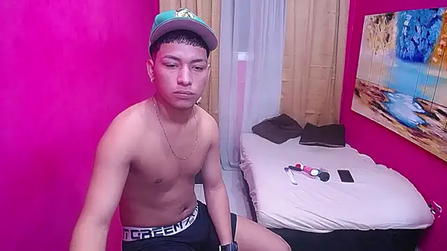 twinks fuck online show from March 2026 06:47:01 PM