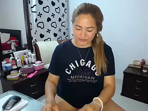 Snapshot of ximenaxcite19 chatting on December 2025 01:23:02 AM ximenaxcite19 online show from December 2025 01:23:02 AM