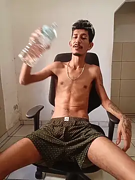 theyllorwillian online show from April 2026 05:43:01 PM