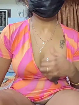 TeddyLover5 online show from February 2026 07:10:01 PM