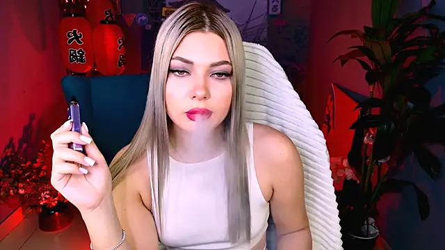 HyileyClark online show from March 2026 09:23:02 AM