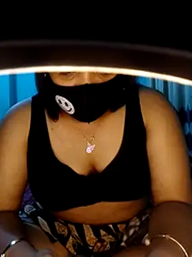 priya2098 online show from July 2026 06:13:01 PM