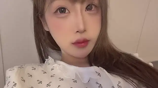 wanou33669 online show from December 2025 01:51:01 PM