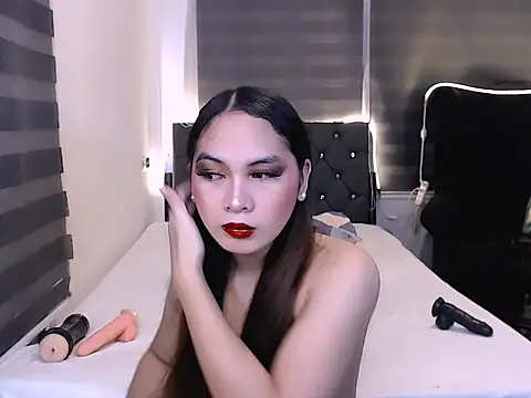 Snapshot of sylvannia_cumslut chatting on December 2025 01:57:02 AM sylvannia cumslut online show from December 2025 01:57:02 AM