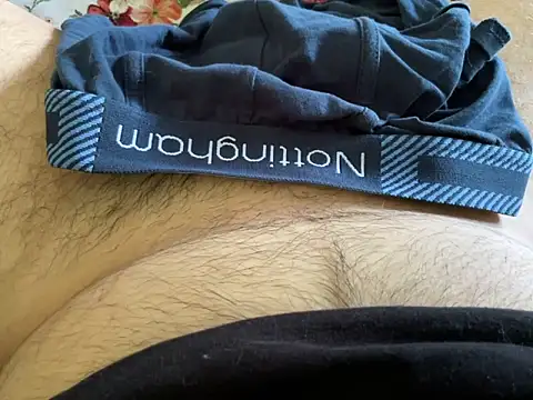 erdestruttor18 online show from May 2026 12:22:02 PM