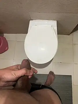 Snapshot of your_playboy_00 chatting on January 2026 11:03:01 AM your playboy 00 online show from January 2026 11:03:01 AM