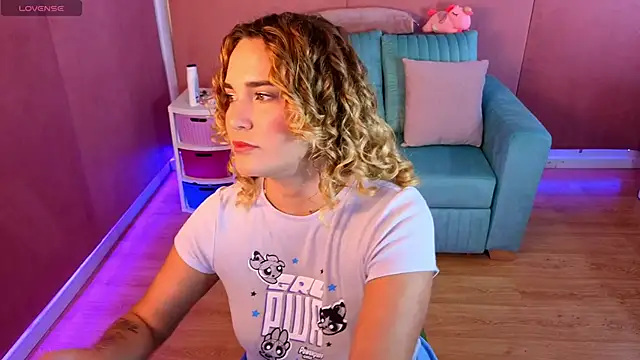 Snapshot of AdharaWo chatting on January 2026 02:44:01 PM AdharaWo online show from January 2026 02:44:01 PM