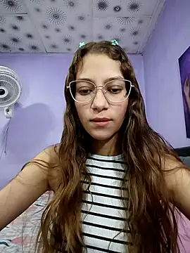 Snapshot of Vanneskk chatting on December 2025 02:24:01 PM Vanneskk online show from December 2025 02:24:01 PM