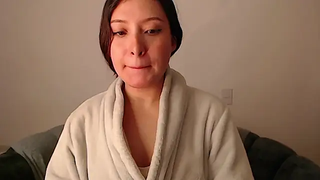 Snapshot of -Ivonny- chatting on December 2025 09:55:01 PM -Ivonny- online show from December 2025 09:55:01 PM