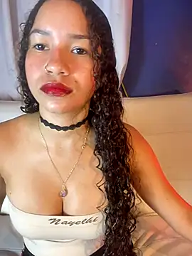 Snapshot of ZoeyFierce chatting on December 2025 02:04:02 PM ZoeyFierce online show from December 2025 02:04:02 PM