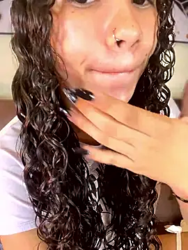 Snapshot of ZoeyFierce chatting on January 2026 01:24:02 PM ZoeyFierce online show from January 2026 01:24:02 PM