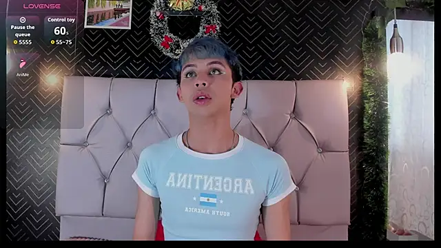 Snapshot of Prince_Apolo chatting on December 2025 08:48:01 PM Prince Apolo online show from December 2025 08:48:01 PM