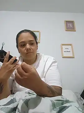 LoreinnFox online show from May 2026 08:27:02 PM