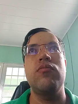 Snapshot of Silvakkfitk chatting on December 2025 10:35:02 AM Silvakkfitk online show from December 2025 10:35:02 AM