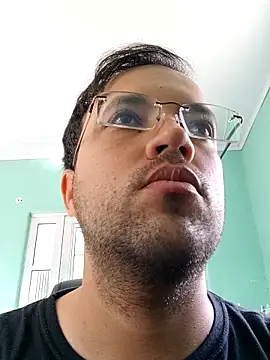 Snapshot of Silvakkfitk chatting on February 2026 11:27:01 AM Silvakkfitk online show from February 2026 11:27:01 AM