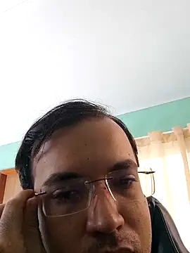 Snapshot of Silvakkfitk chatting on March 2026 11:27:01 AM Silvakkfitk online show from March 2026 11:27:01 AM