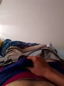 Snapshot of cristian112090 chatting on January 2026 06:57:02 PM cristian112090 online show from January 2026 06:57:02 PM