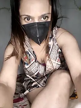 HONEY BEBS online show from February 2026 04:50:01 PM