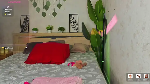 Alicia Hars online show from July 2026 12:10:01 AM