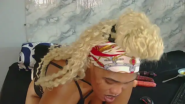 Snapshot of SexyZuluBarbie chatting on March 2026 10:26:01 AM SexyZuluBarbie online show from March 2026 10:26:01 AM