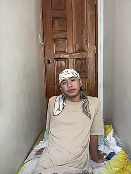 Snapshot of asiantwink0000 chatting on February 2026 11:53:01 PM asiantwink0000 online show from February 2026 11:53:01 PM