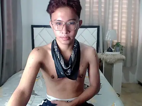 Snapshot of asiantwink0000 chatting on February 2026 06:31:02 AM asiantwink0000 online show from February 2026 06:31:02 AM