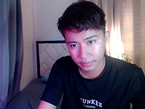 Snapshot of asiantwink0000 chatting on February 2026 08:32:01 AM asiantwink0000 online show from February 2026 08:32:01 AM