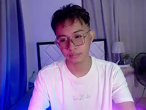 Snapshot of asiantwink0000 chatting on February 2026 11:06:02 AM asiantwink0000 online show from February 2026 11:06:02 AM