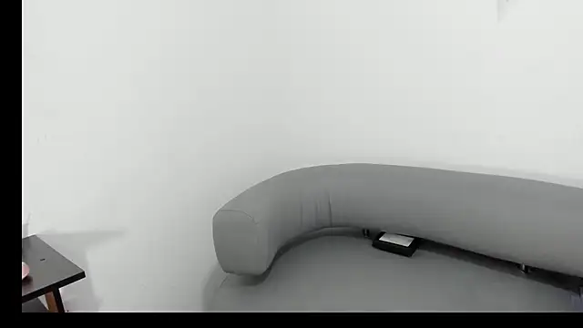 Snapshot of AnnaJaimes chatting on January 2026 01:32:01 AM AnnaJaimes online show from January 2026 01:32:01 AM