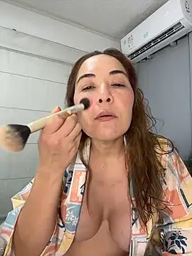 AnnaJaimes online show from June 2026 12:02:02 AM