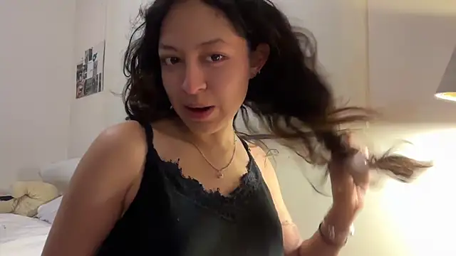 Snapshot of Alicatcua_ chatting on February 2026 03:10:01 AM Alicatcua online show from February 2026 03:10:01 AM