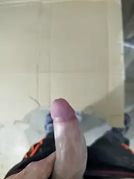 nofaceloverss online show from January 2026 02:11:02 PM