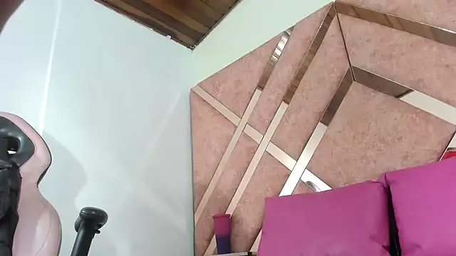 Valeria gil  online show from February 2026 03:23:01 AM