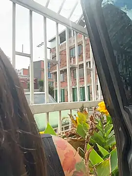 Snapshot of Mia_fiire chatting on December 2025 07:10:01 PM Mia fiire online show from December 2025 07:10:01 PM