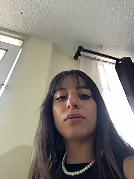 Snapshot of Mia_fiire chatting on February 2026 07:13:02 PM Mia fiire online show from February 2026 07:13:02 PM