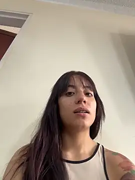 Mia fiire online show from April 2026 07:09:02 PM