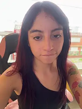 Mia fiire online show from May 2026 07:08:01 PM