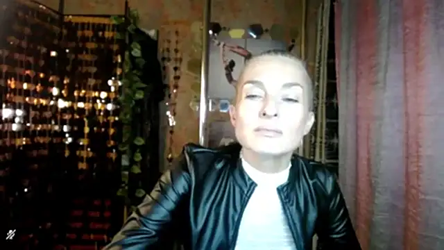 Snapshot of Soniakiss chatting on July 2026 06:20:01 PM Soniakiss online show from July 2026 06:20:01 PM