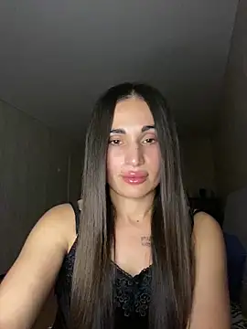 Snapshot of MonikaSi chatting on December 2025 06:04:02 PM MonikaSi online show from December 2025 06:04:02 PM