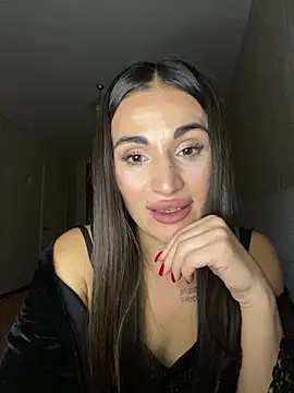 Snapshot of MonikaSi chatting on December 2025 05:42:02 PM MonikaSi online show from December 2025 05:42:02 PM