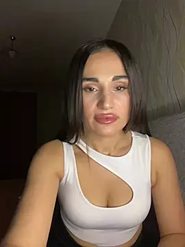 Snapshot of MonikaSi chatting on January 2026 07:59:02 PM MonikaSi online show from January 2026 07:59:02 PM