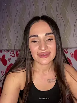 Snapshot of MonikaSi chatting on February 2026 04:24:02 PM MonikaSi online show from February 2026 04:24:02 PM