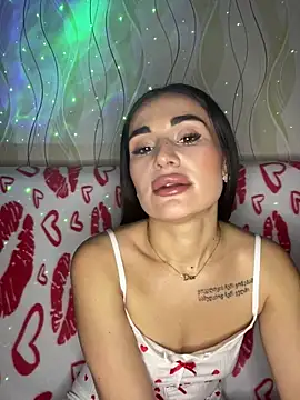 Snapshot of MonikaSi chatting on February 2026 07:21:02 PM MonikaSi online show from February 2026 07:21:02 PM