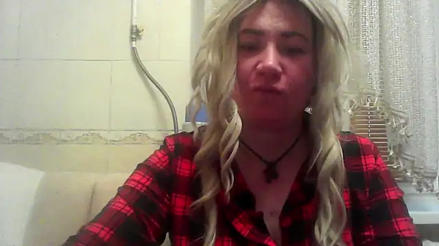 Snapshot of ClaireShannon chatting on December 2025 12:56:01 PM ClaireShannon online show from December 2025 12:56:01 PM