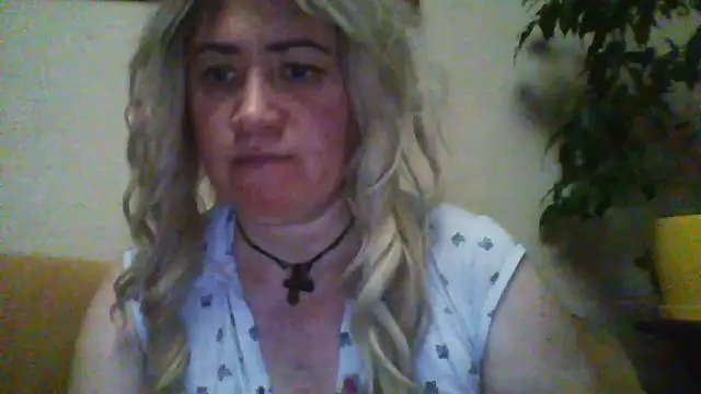 Snapshot of ClaireShannon chatting on January 2026 05:48:02 PM ClaireShannon online show from January 2026 05:48:02 PM